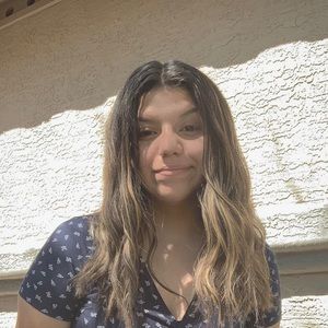 Meet your Posher, Alexi